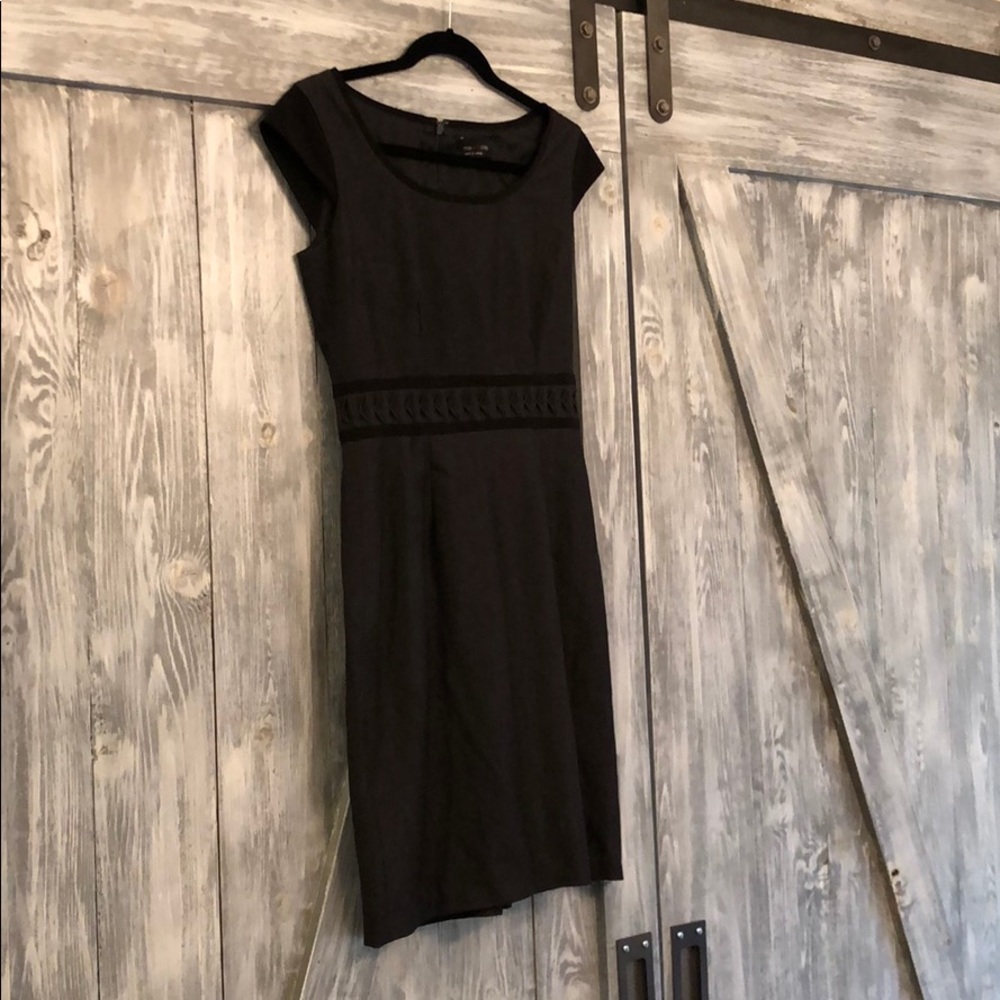 Max and Cleo knee length dress. Size 6